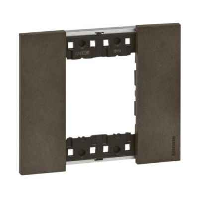 Рамка италиански стандарт LEGRAND Living Now, 2 модула, космос